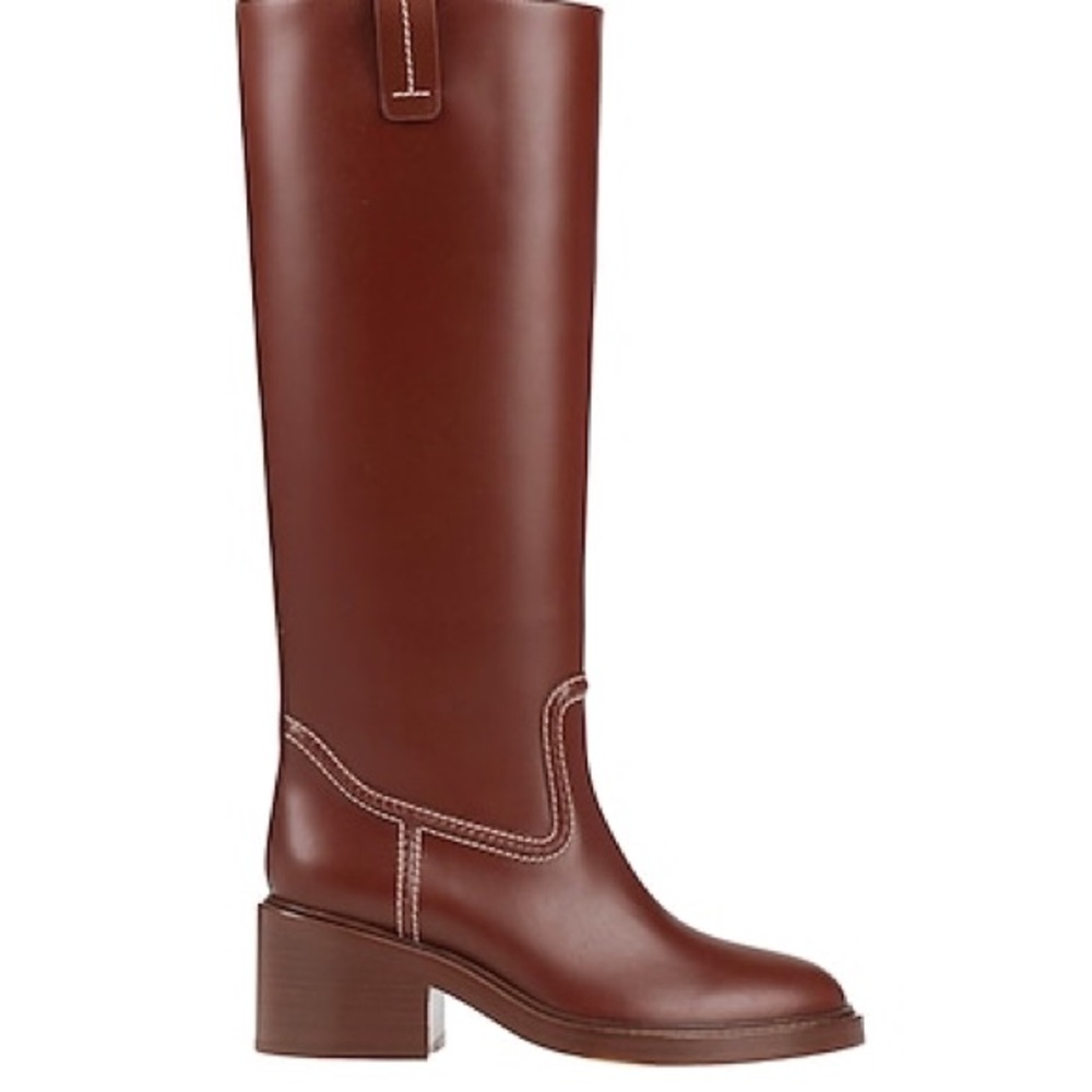 Chloe Mallo boots. Brown Leather Knee-High Riding Boots